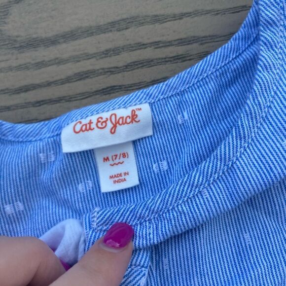 Cat& Jack medium 7/8 blue short sleeve little girls top - Picture 3 of 5